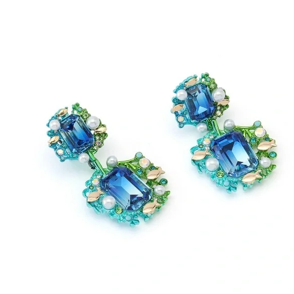 NWT Betsey Johnson mermaid jewels Blue Crystal Drop Earrings - Picture 2 of 4